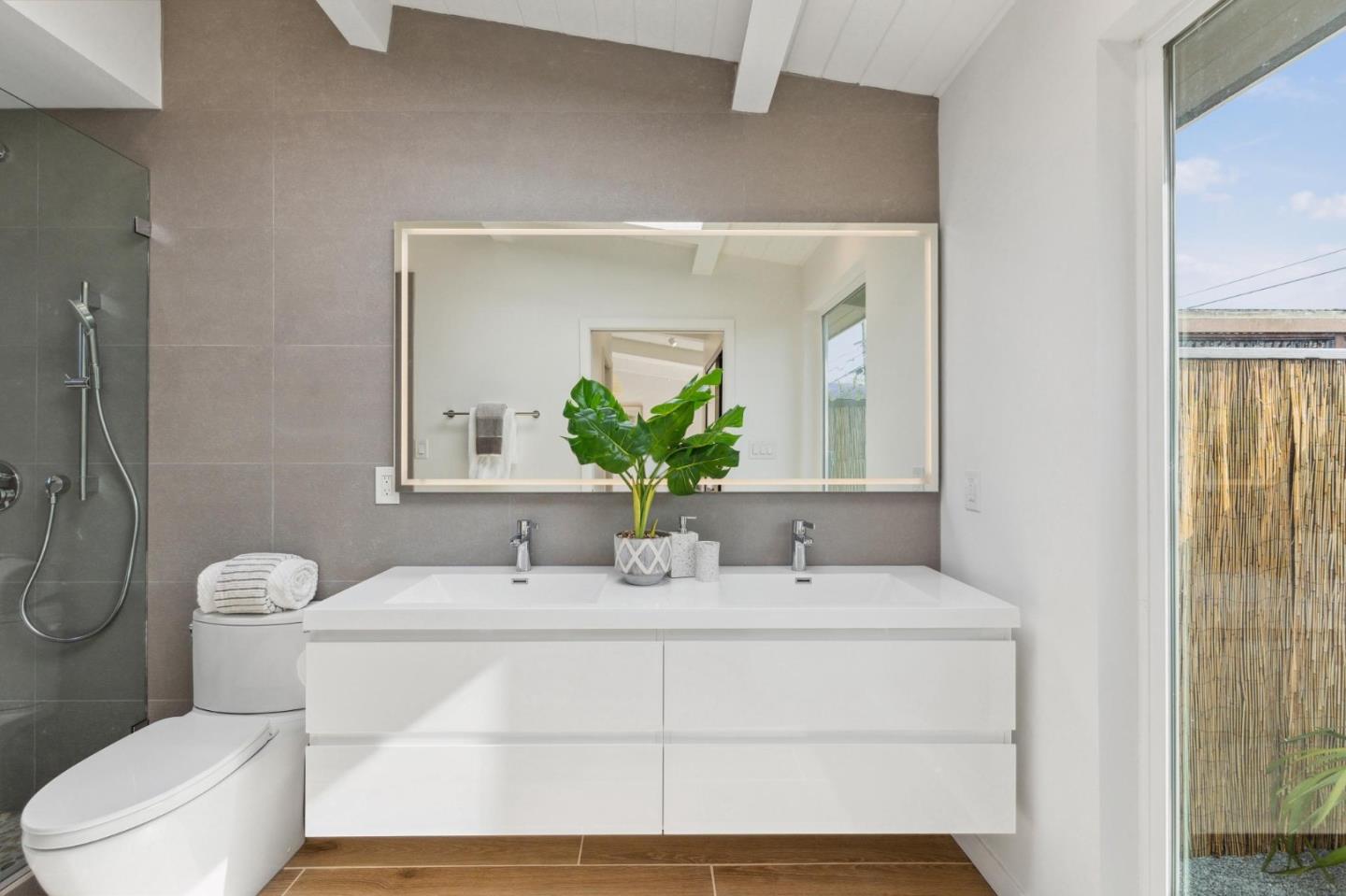 1776 Eisenhower Street, San Mateo