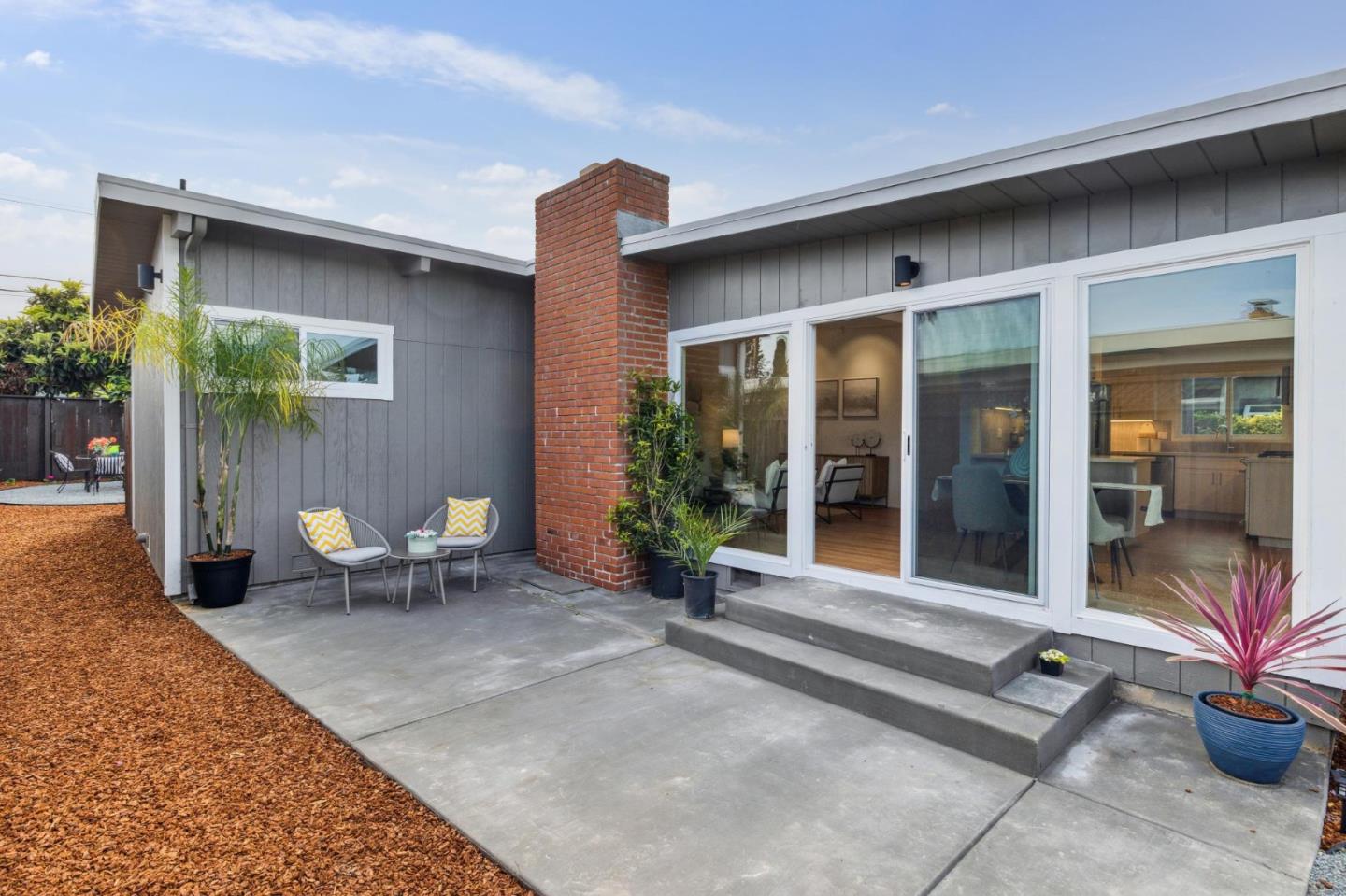 1776 Eisenhower Street, San Mateo