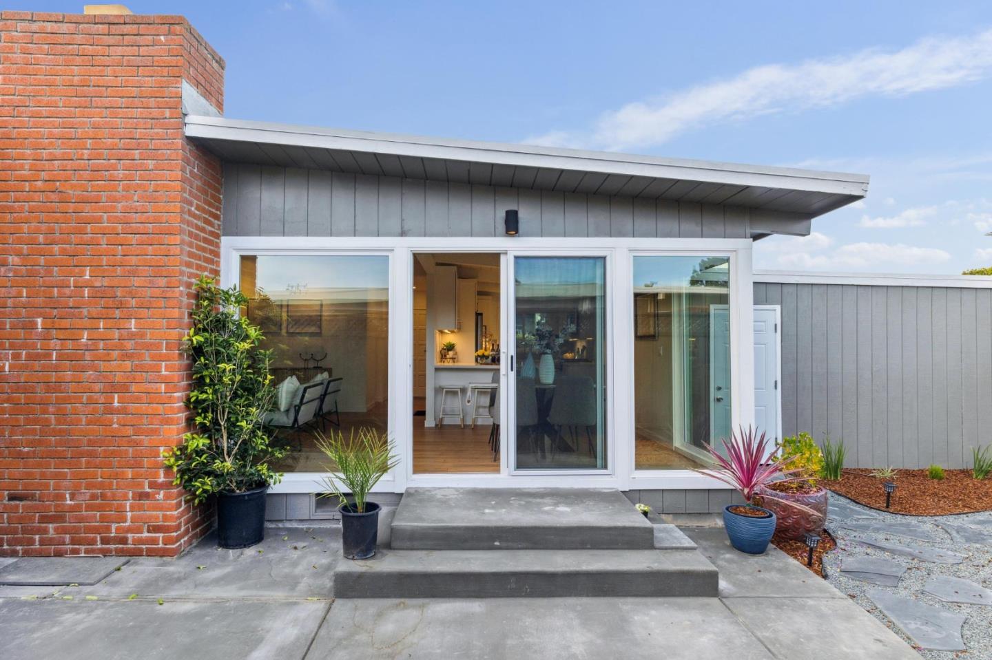 1776 Eisenhower Street, San Mateo