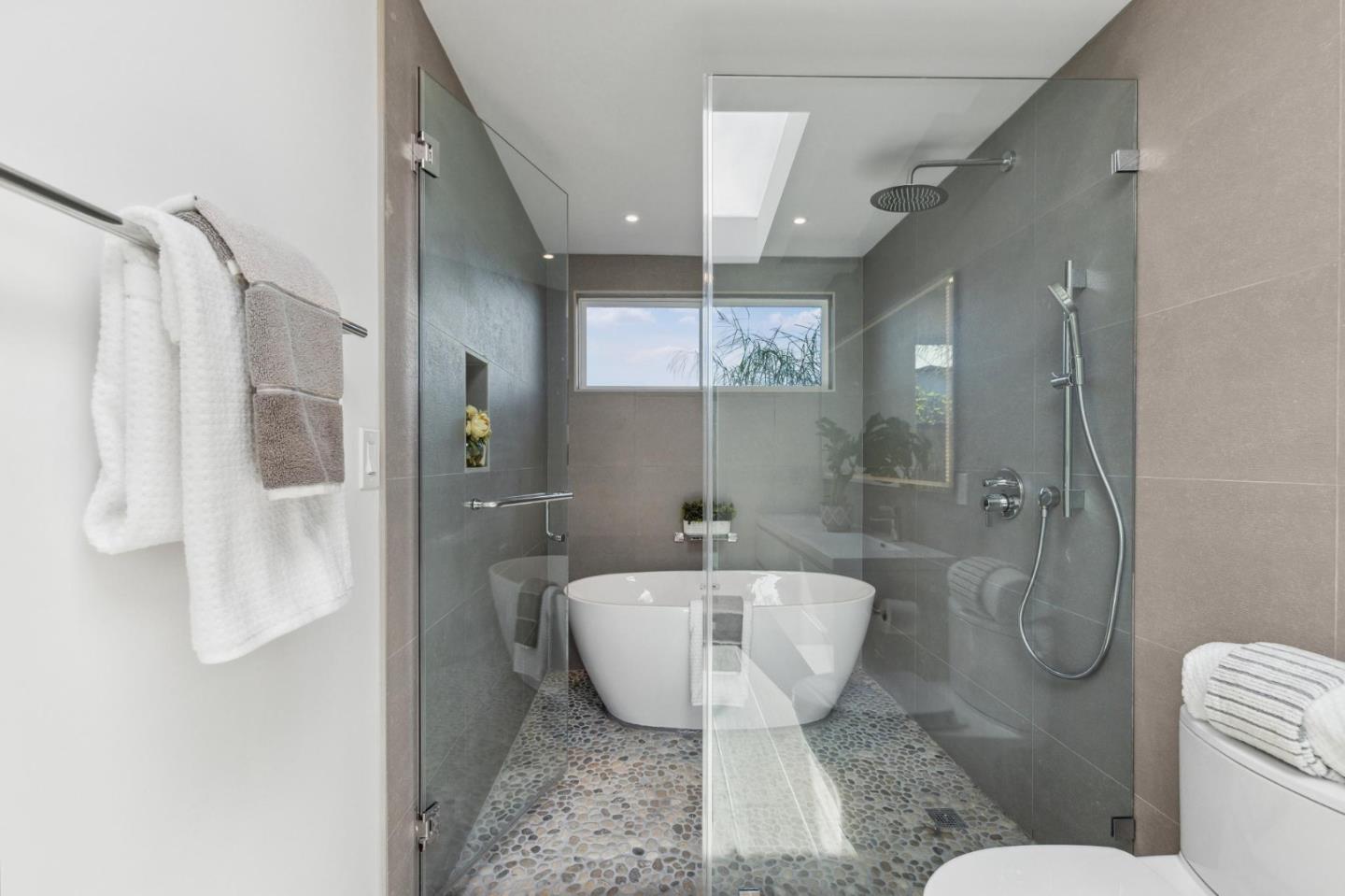 1776 Eisenhower Street, San Mateo