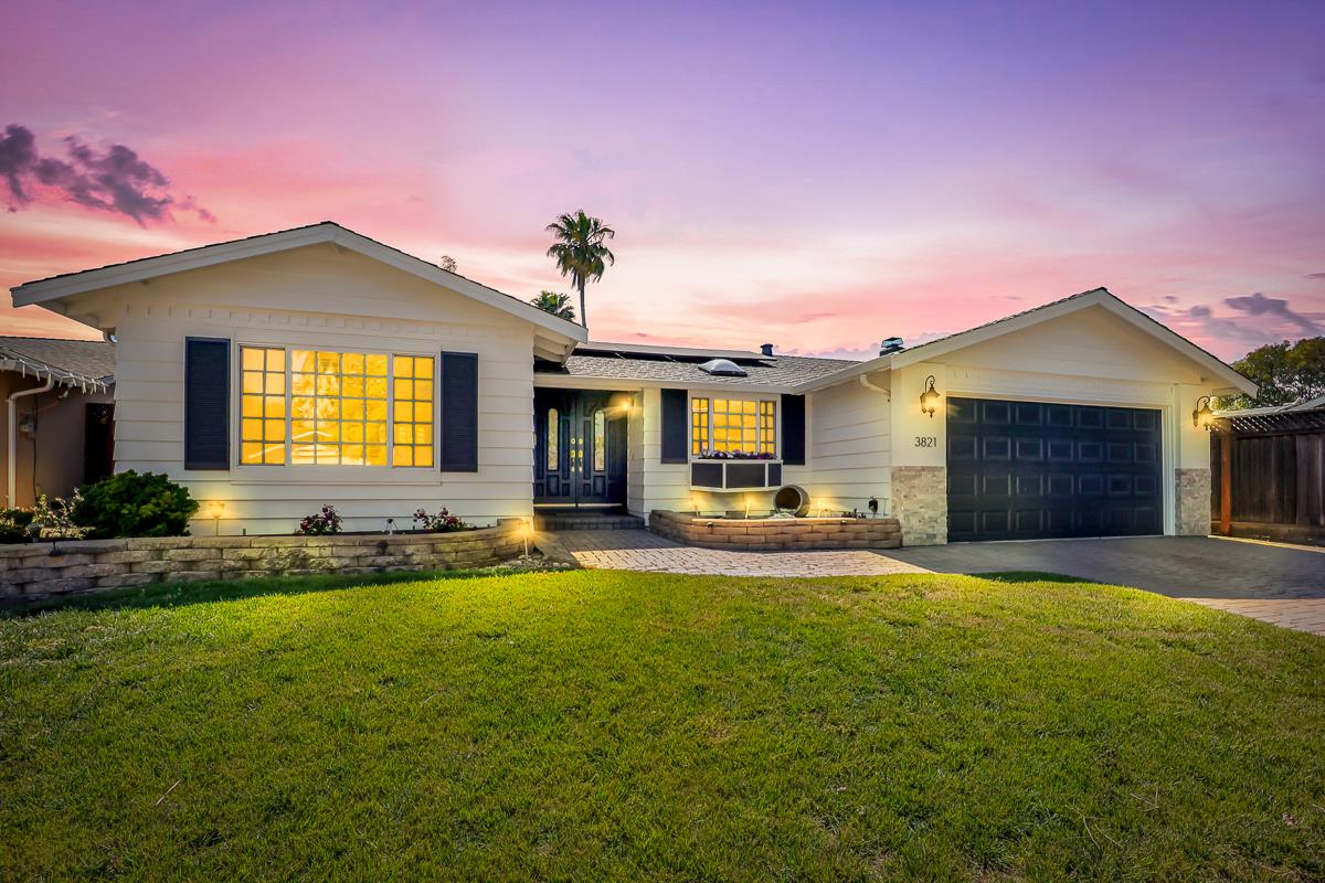 3821 Villa Glen Way