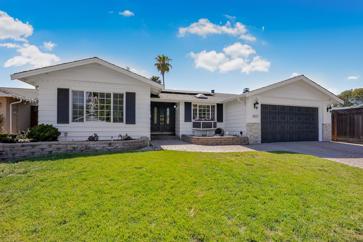 3821 Villa Glen Way
