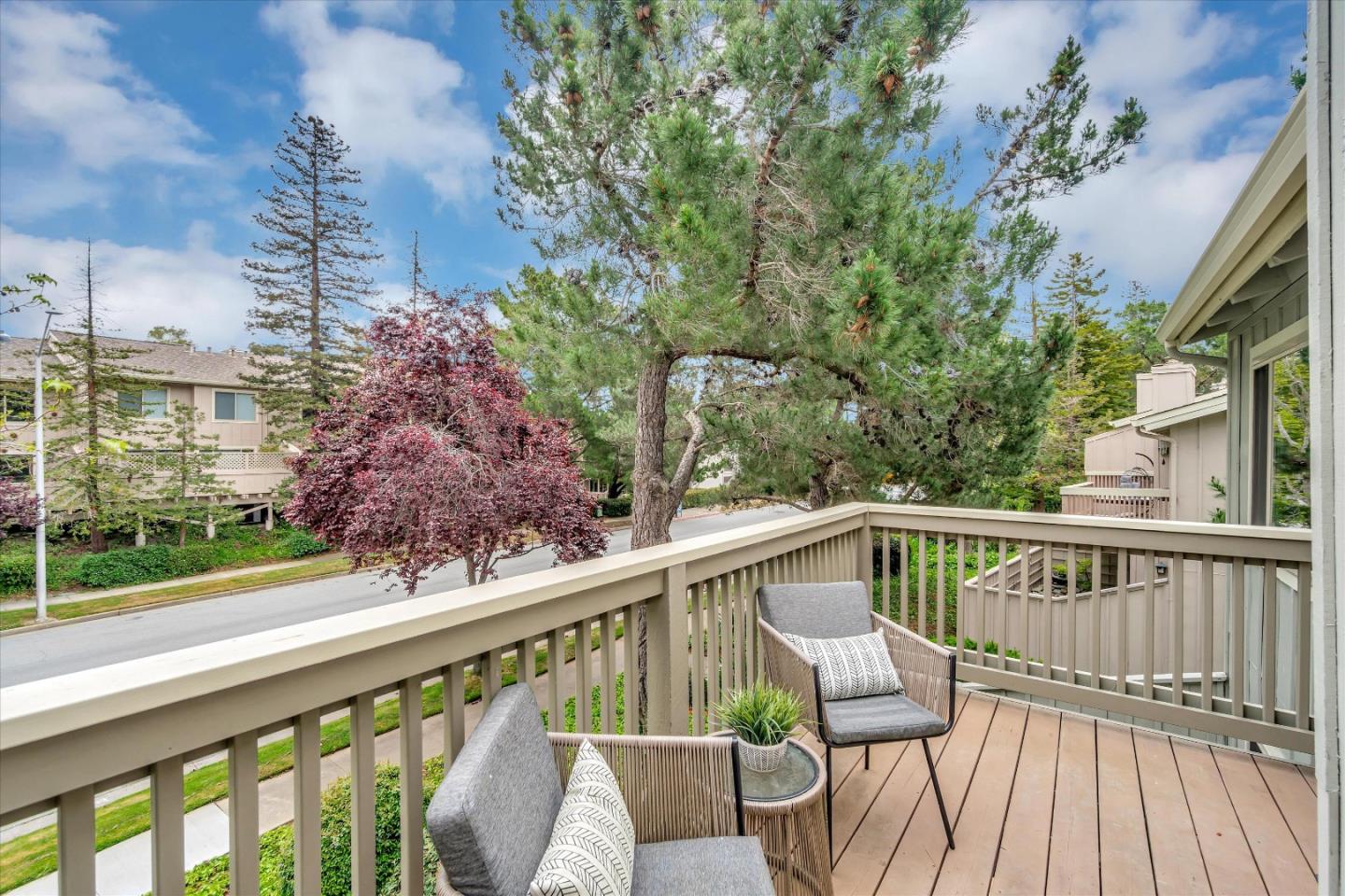 21 Needleridge Court