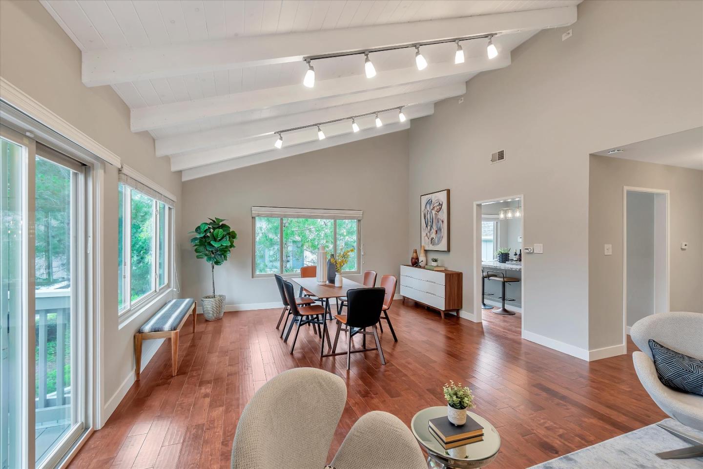 21 Needleridge Court