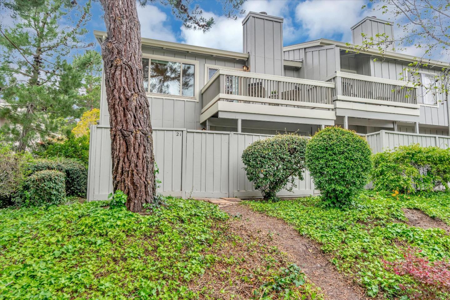 21 Needleridge Court