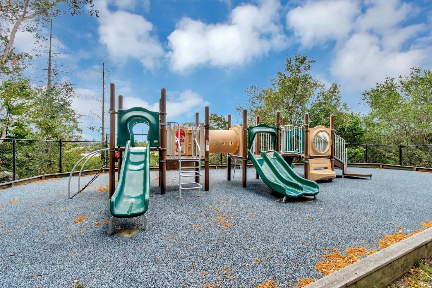 21 Needleridge Court