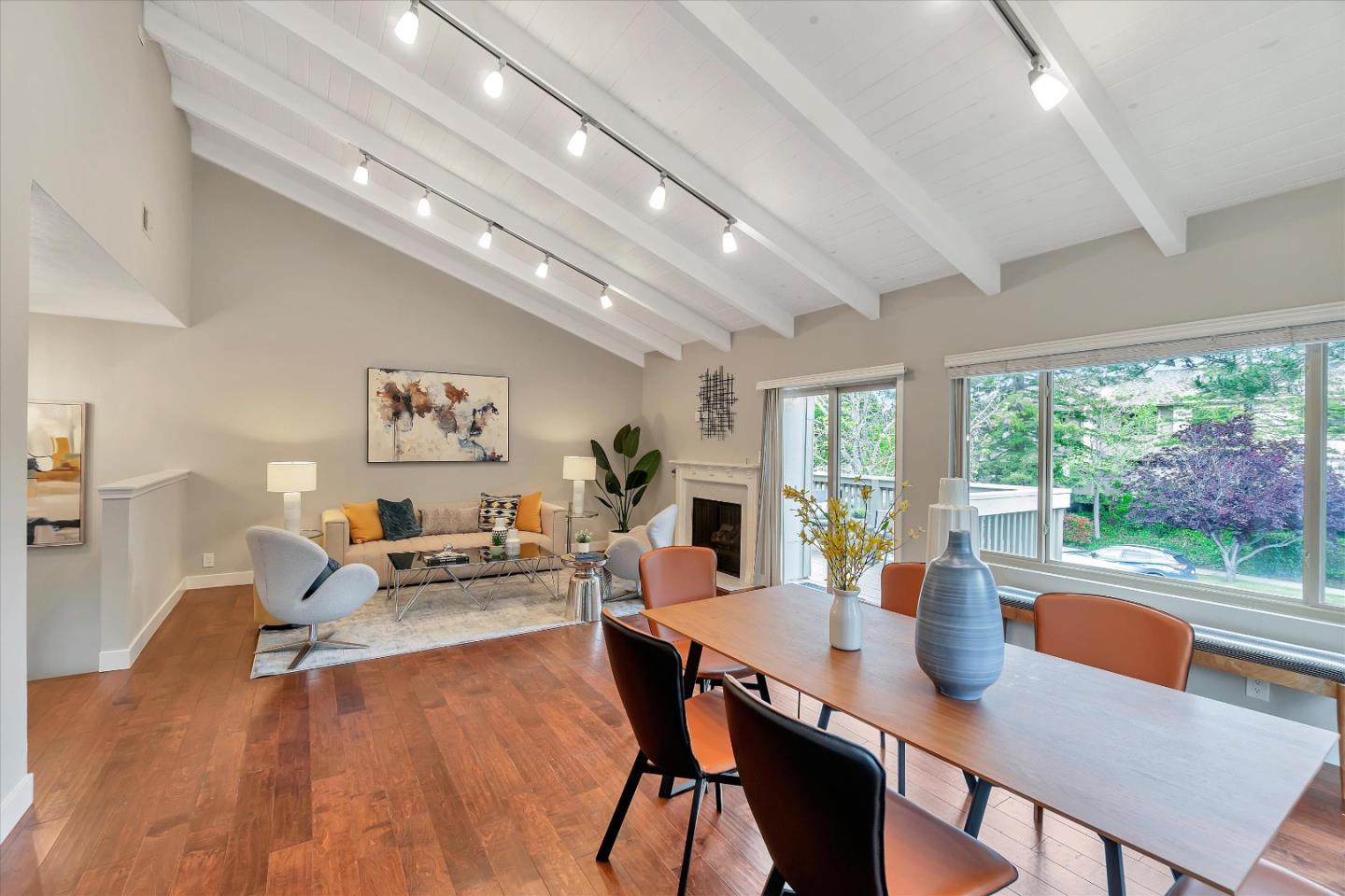 21 Needleridge Court