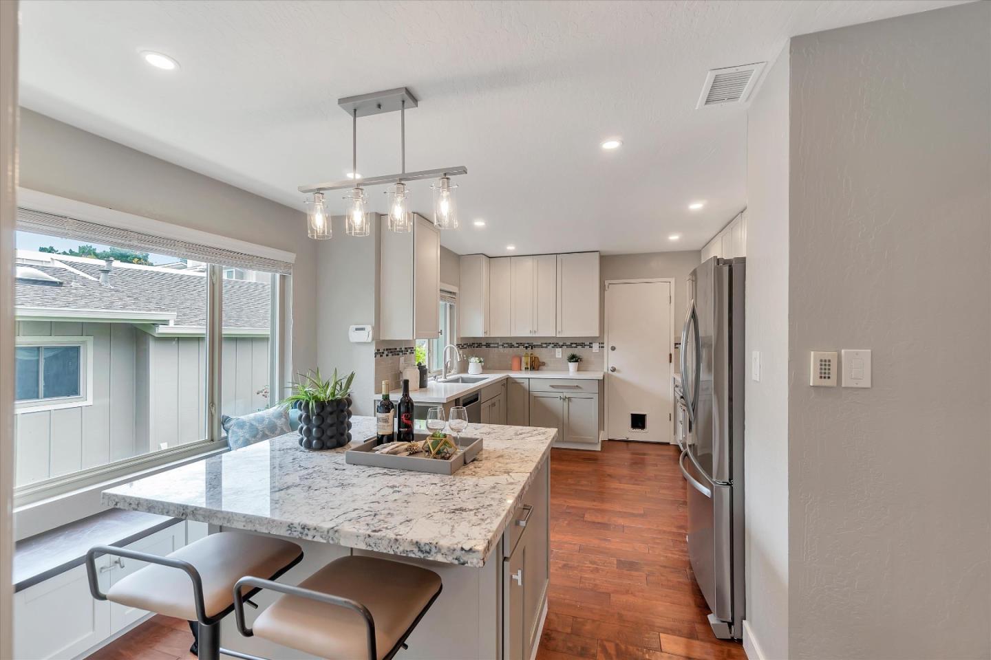 21 Needleridge Court