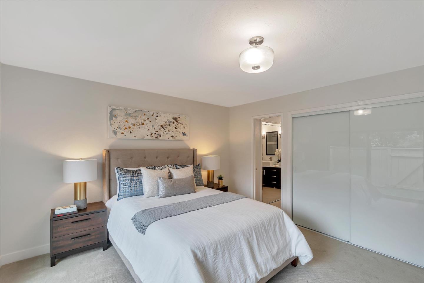 21 Needleridge Court