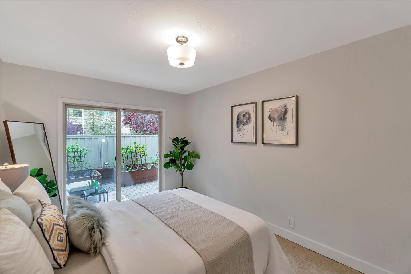 21 Needleridge Court