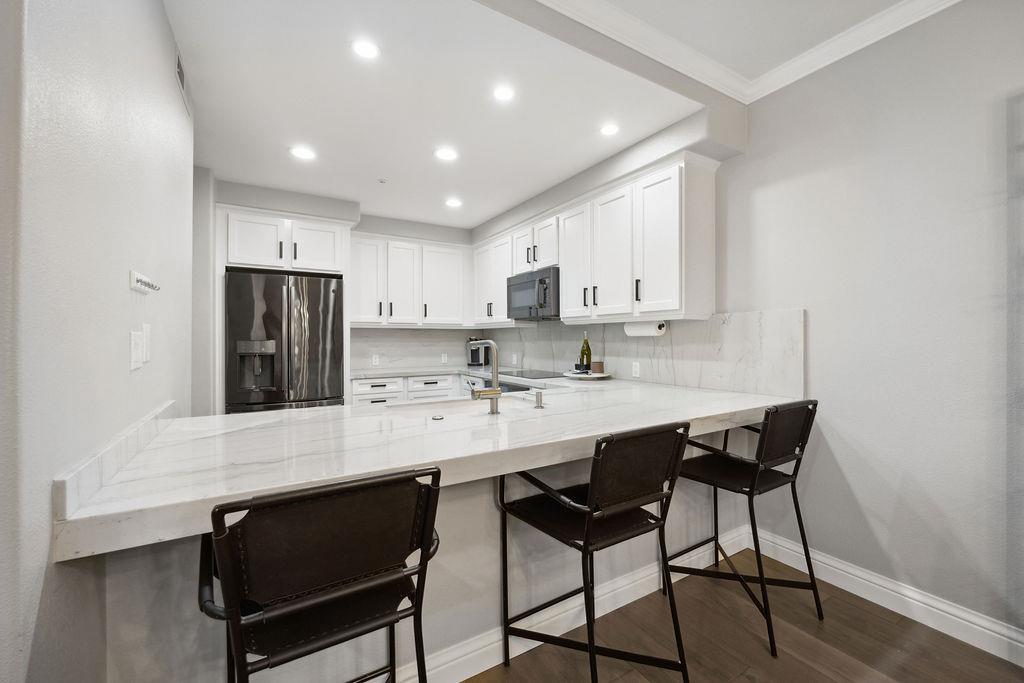 111 Saint Matthews Avenue #103, San Mateo