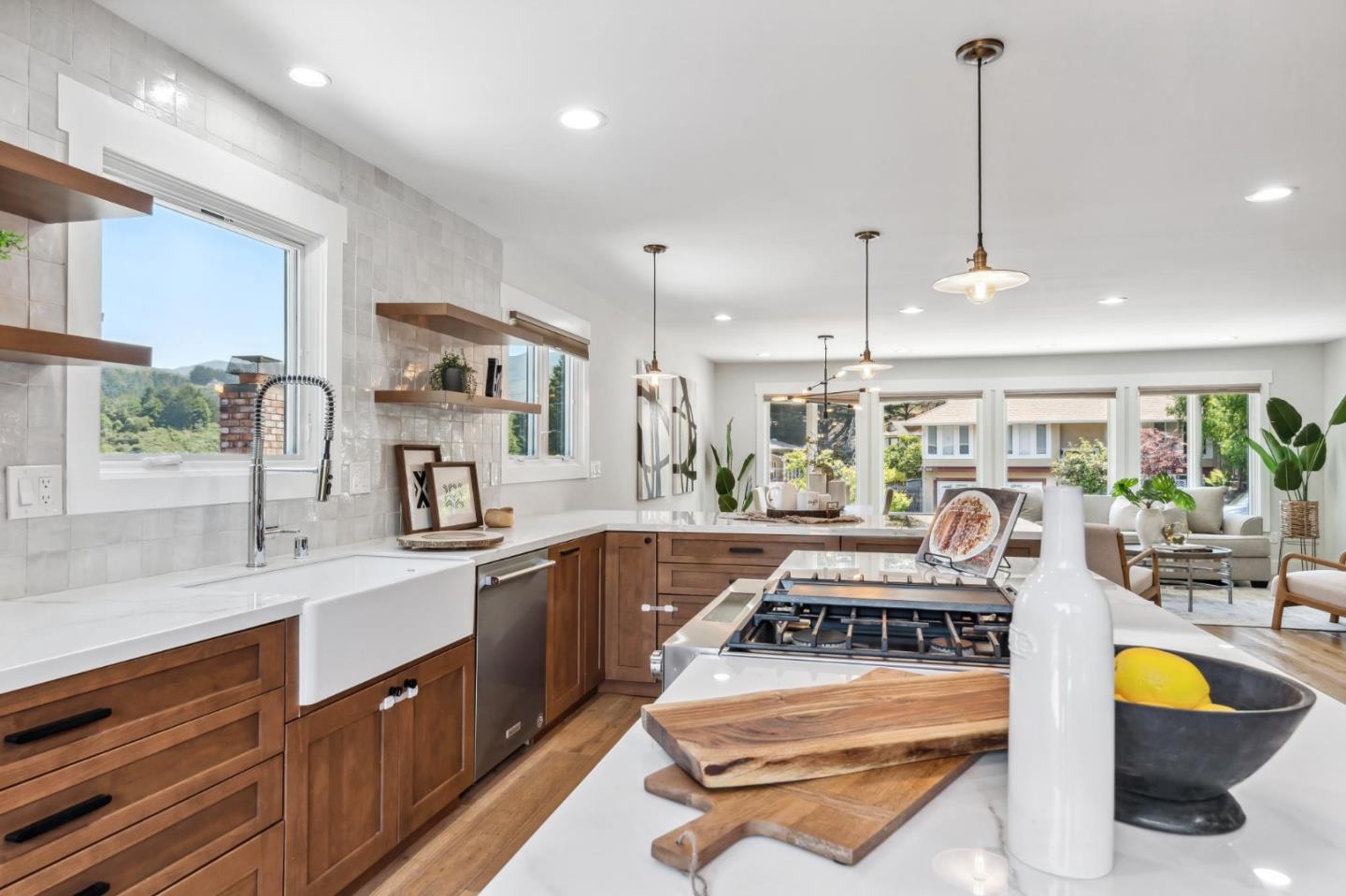 1024 Everglades Drive, Pacifica