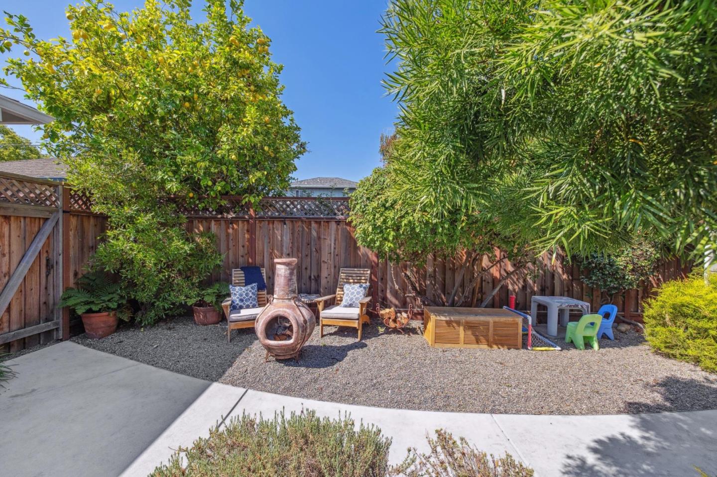 1613 Silver Avenue