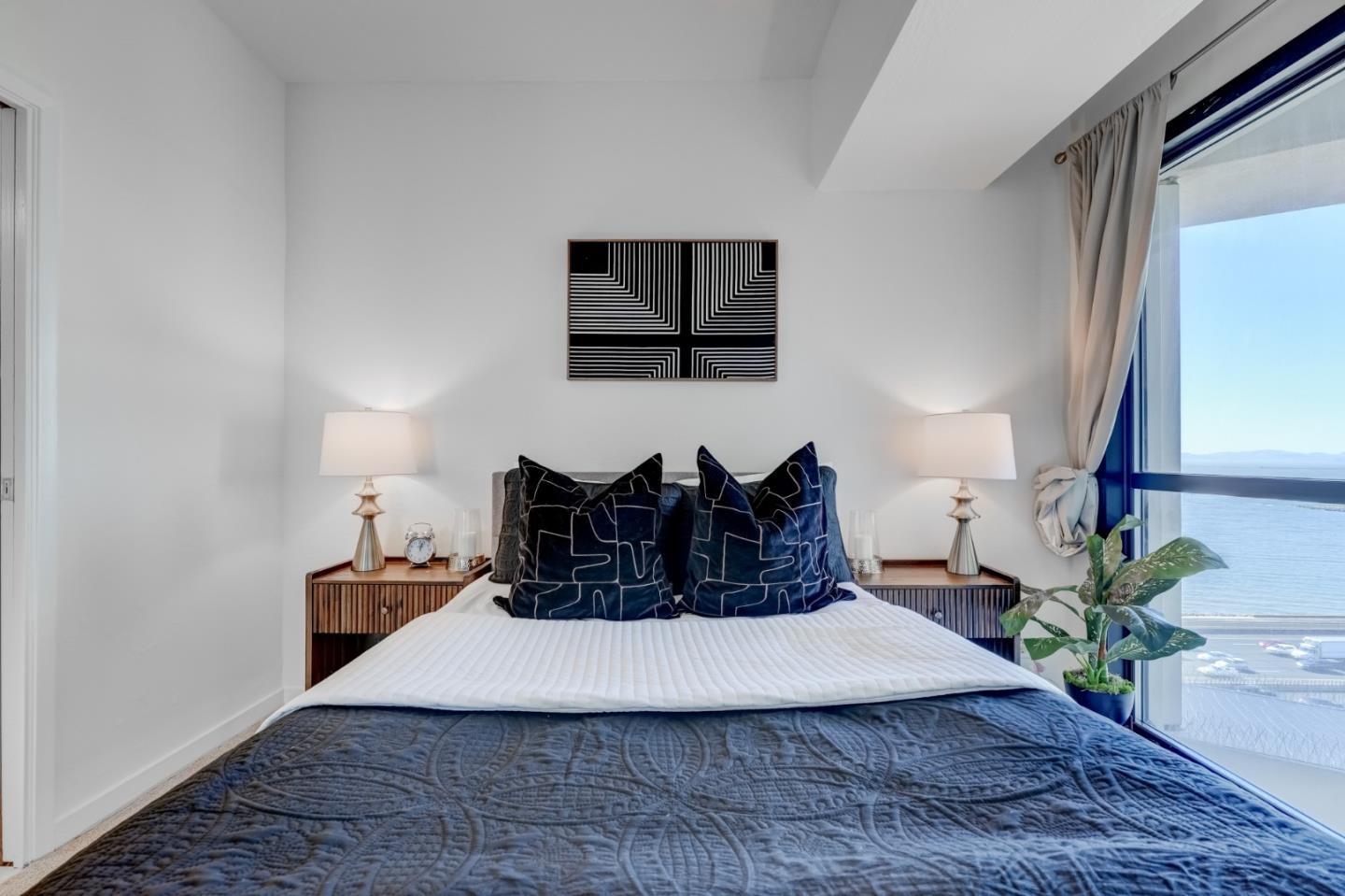 6363 Christie Avenue #1211, Emeryville