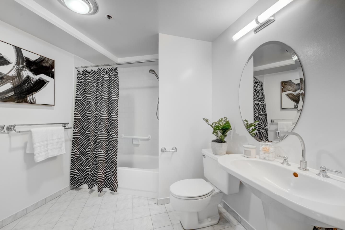 6363 Christie Avenue #1211, Emeryville