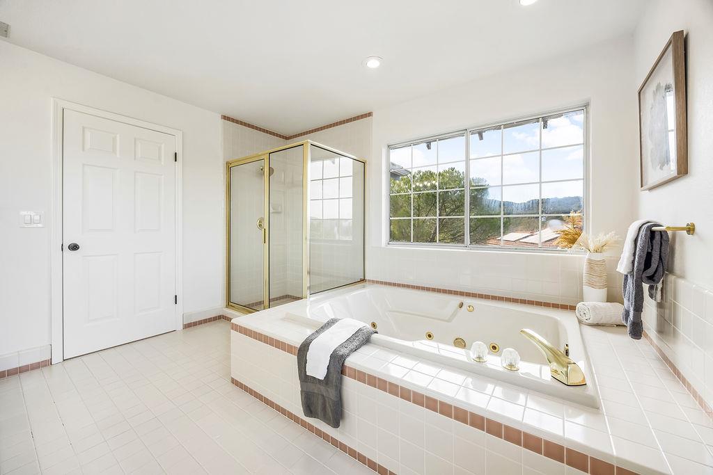 33 Niner CT
