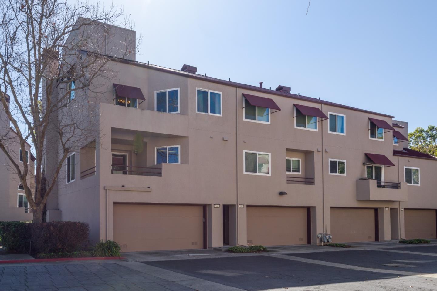 144 East Court Lane
