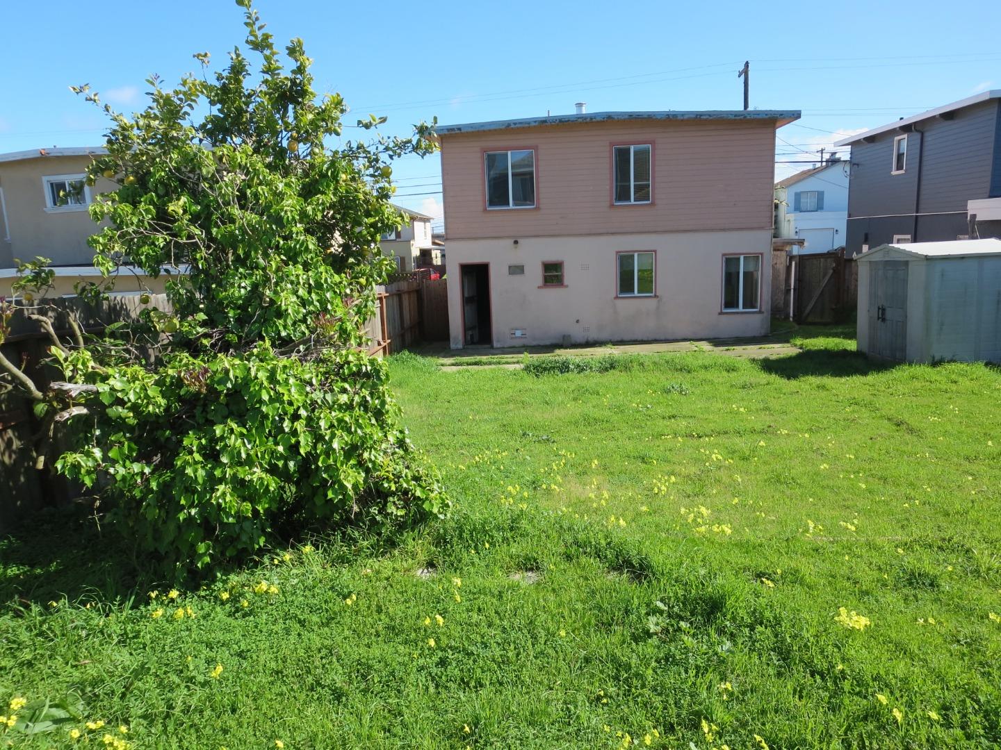 18 San Felipe Avenue