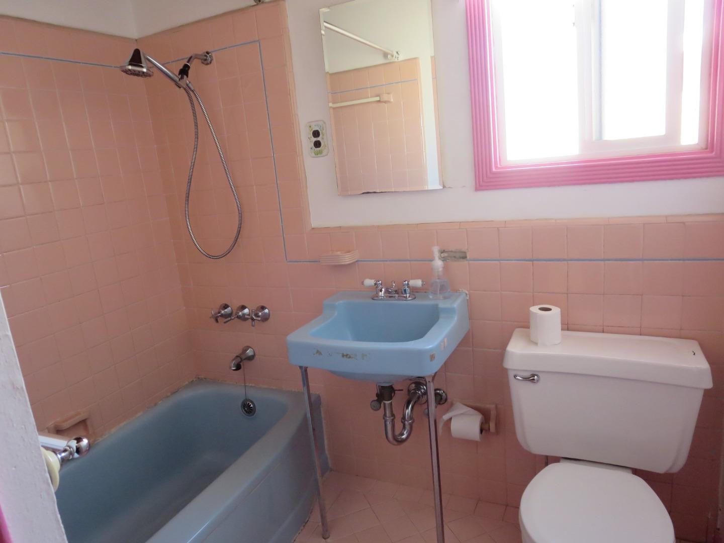 18 San Felipe Avenue