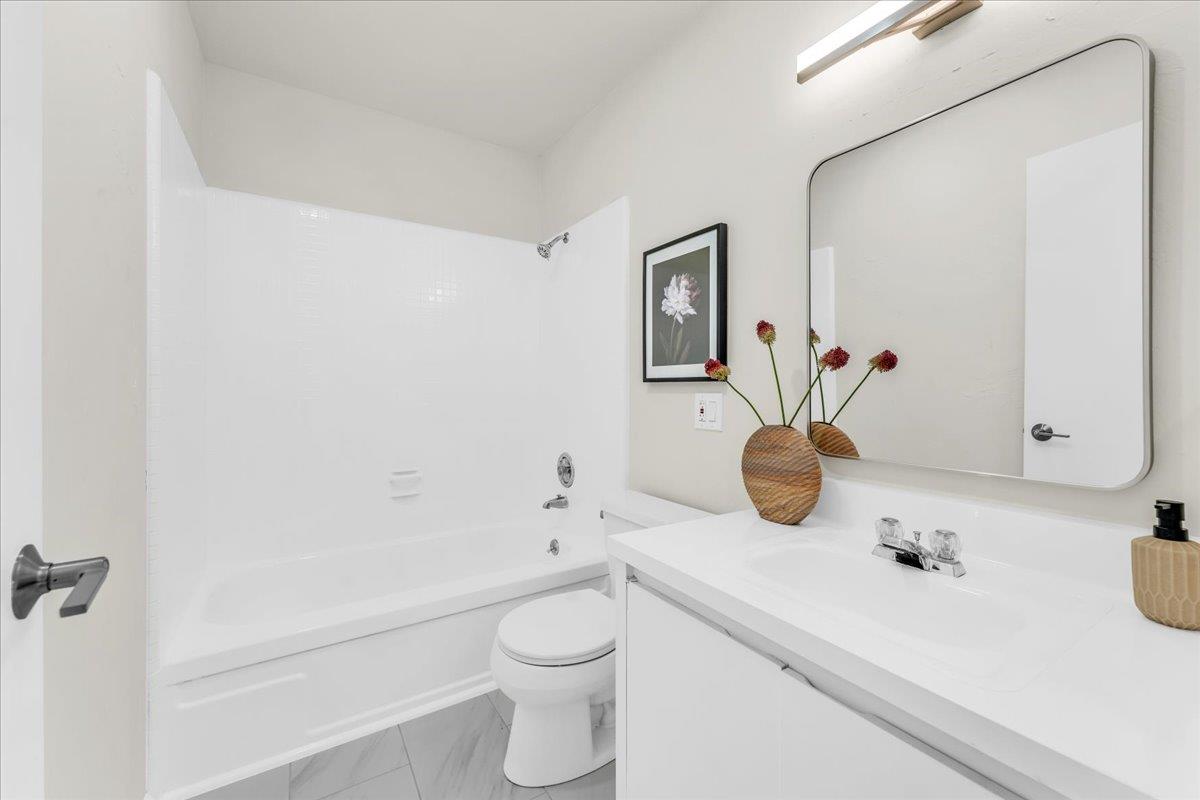 2655 Edison Street 209