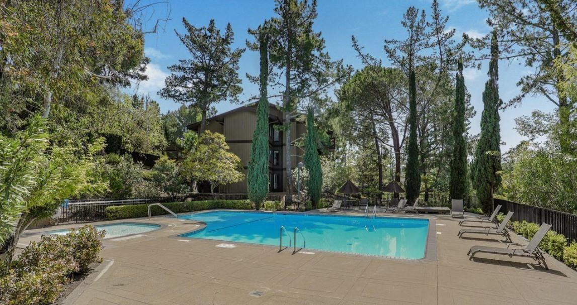 3316 Brittan Avenue 12, San Carlos