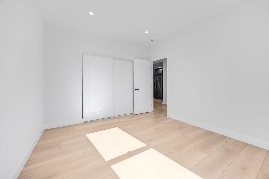 3040 Hoover Street, Redwood City