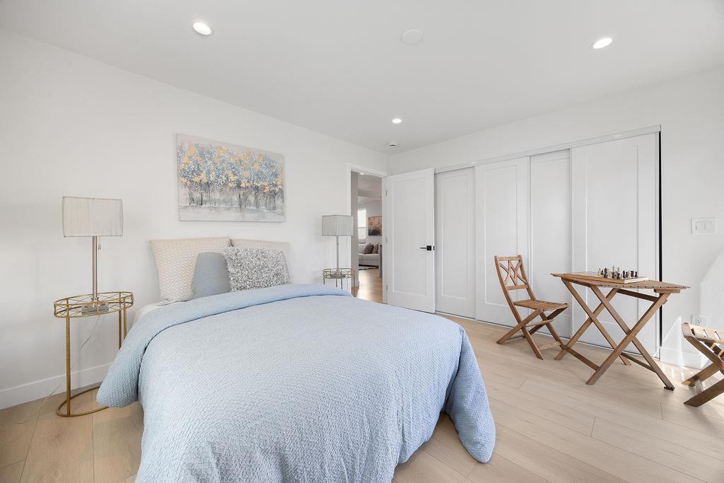 3040 Hoover Street, Redwood City