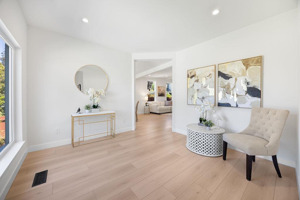 3040 Hoover Street, Redwood City