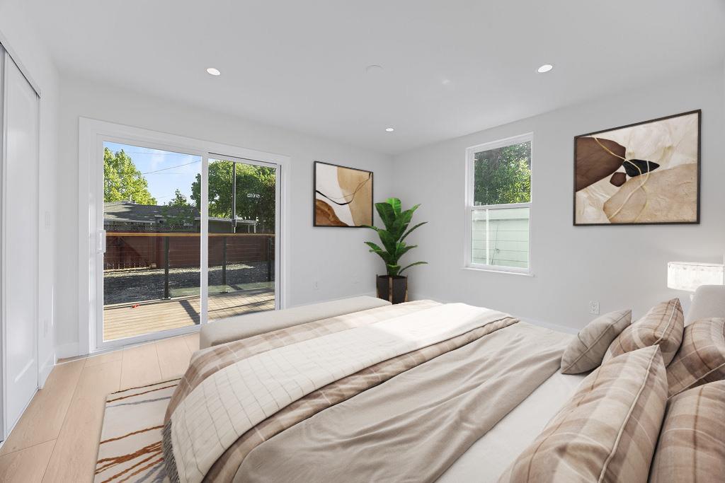 3040 Hoover Street, Redwood City