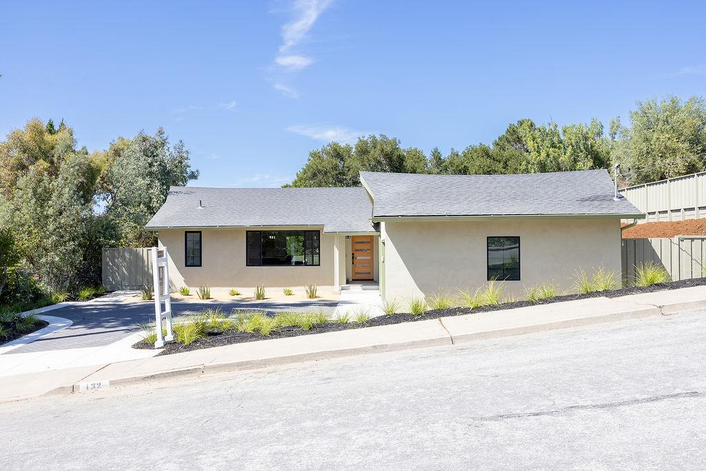 132 Lakeshore Drive, San Mateo