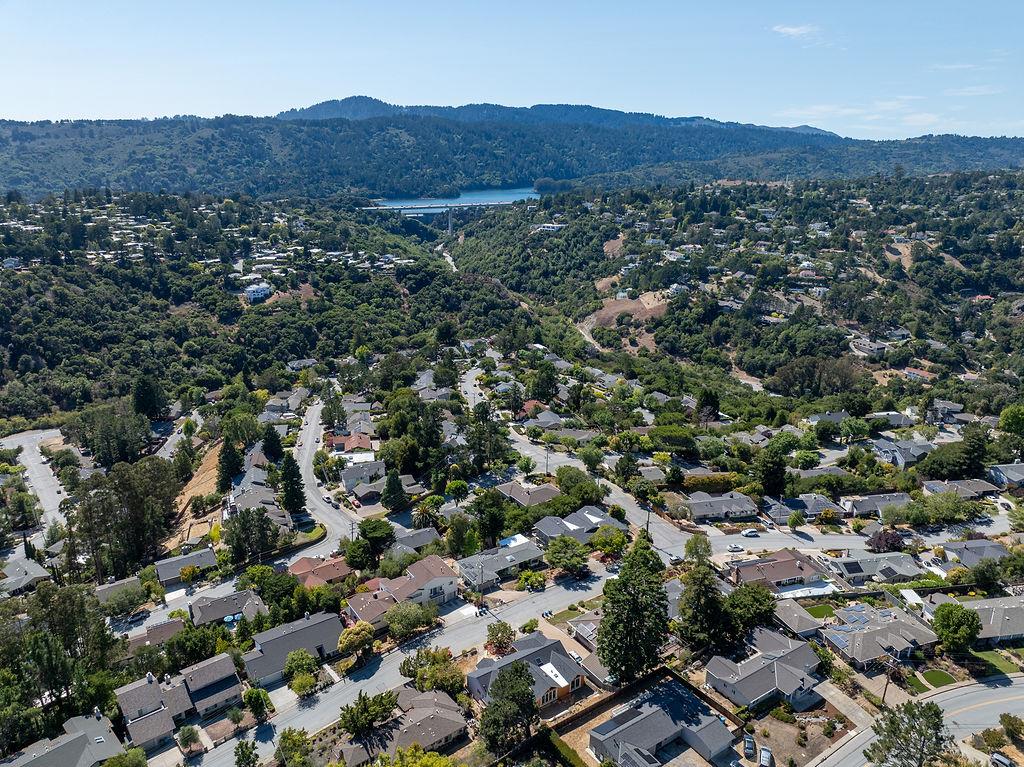 132 Lakeshore Drive, San Mateo