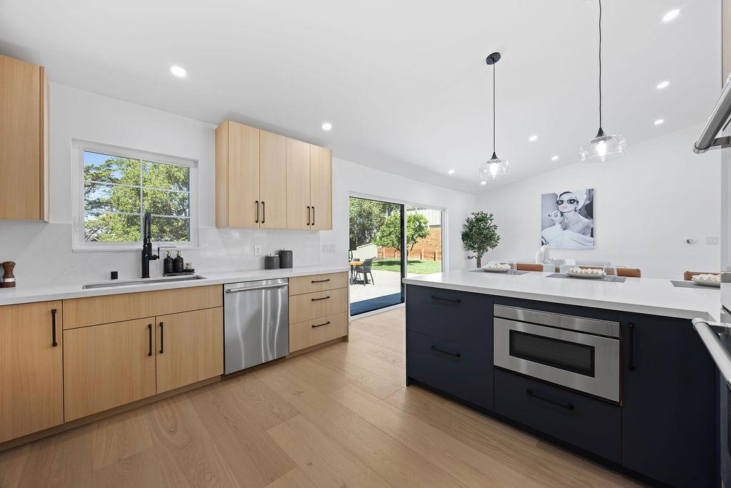 132 Lakeshore Drive, San Mateo