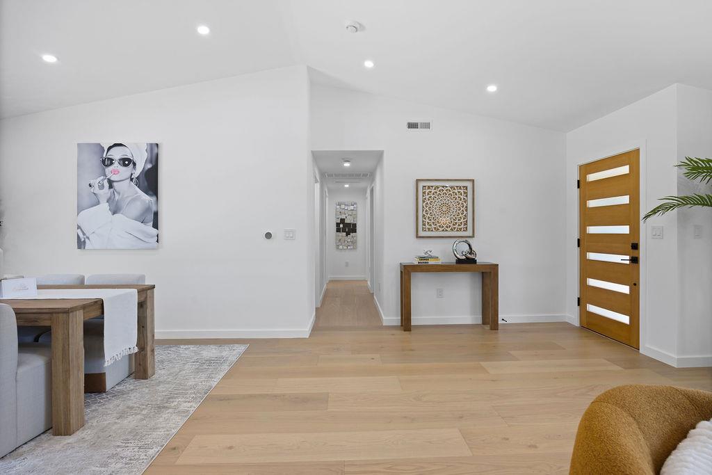 132 Lakeshore Drive, San Mateo