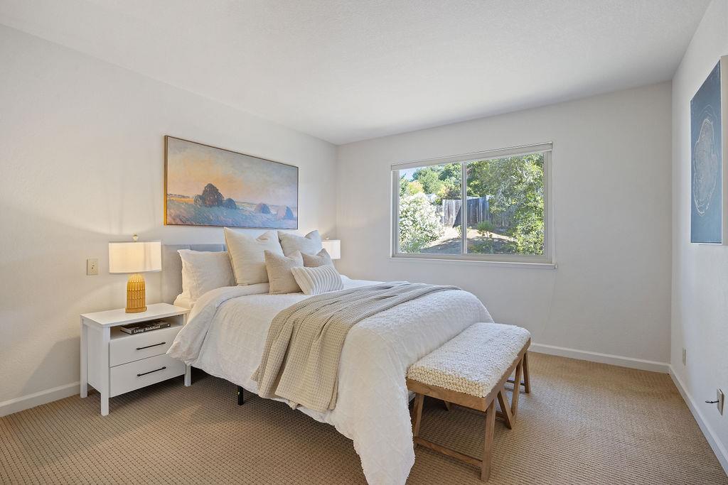 16 Niner Court, Redwood City