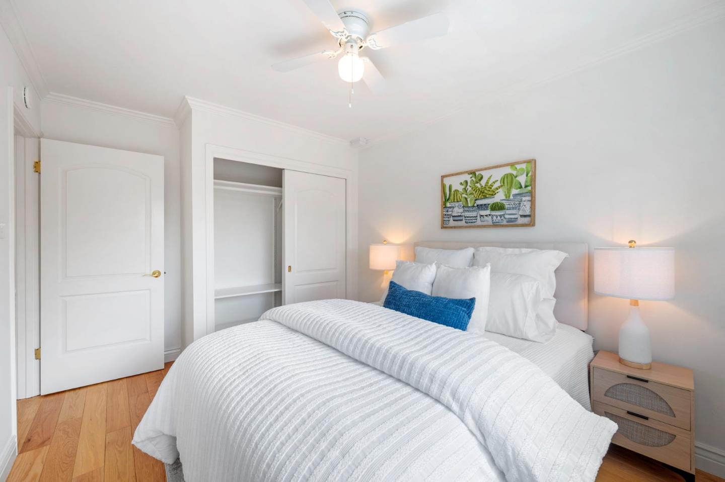 1976 Shoreview Avenue