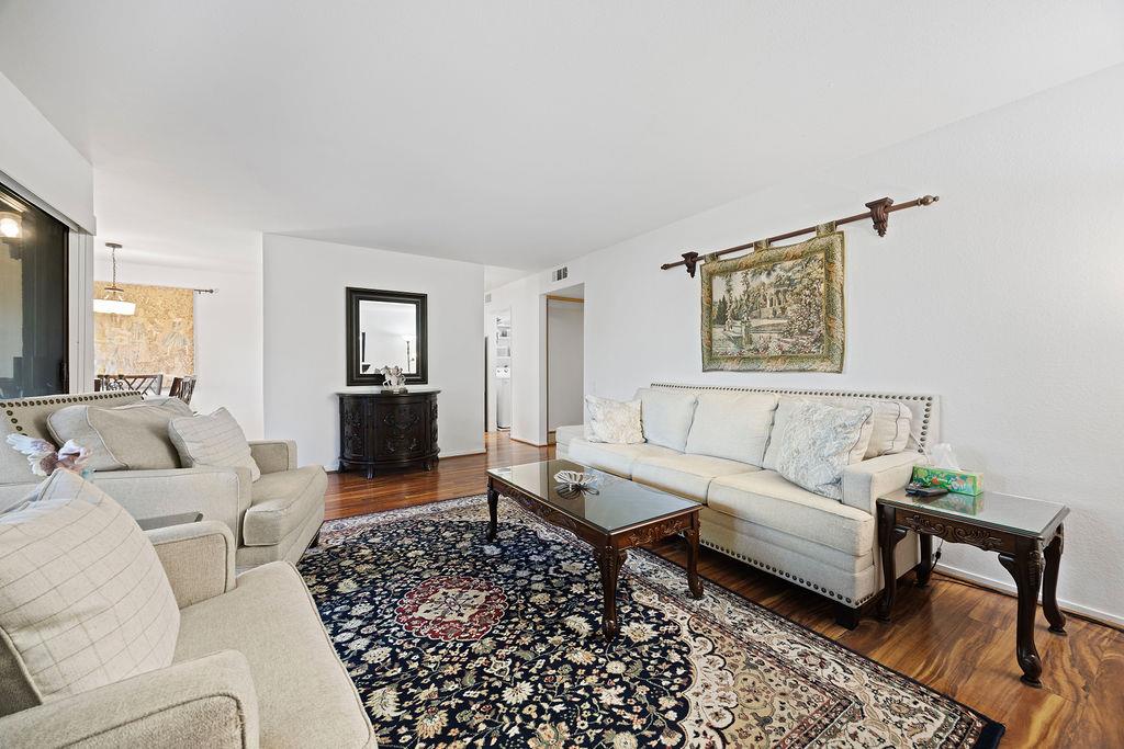 3350 La Mesa Drive 10, San Carlos