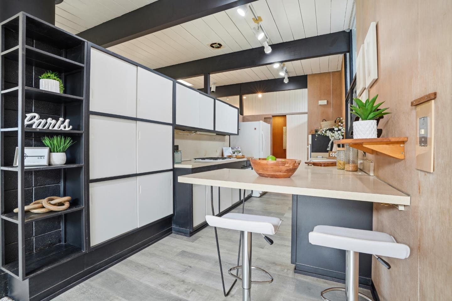 1712 Lexington Avenue