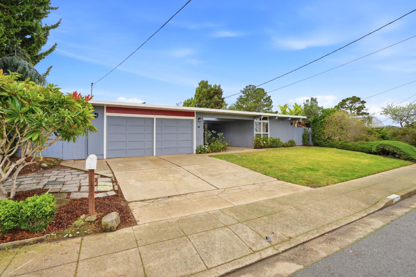 1712 Lexington Avenue