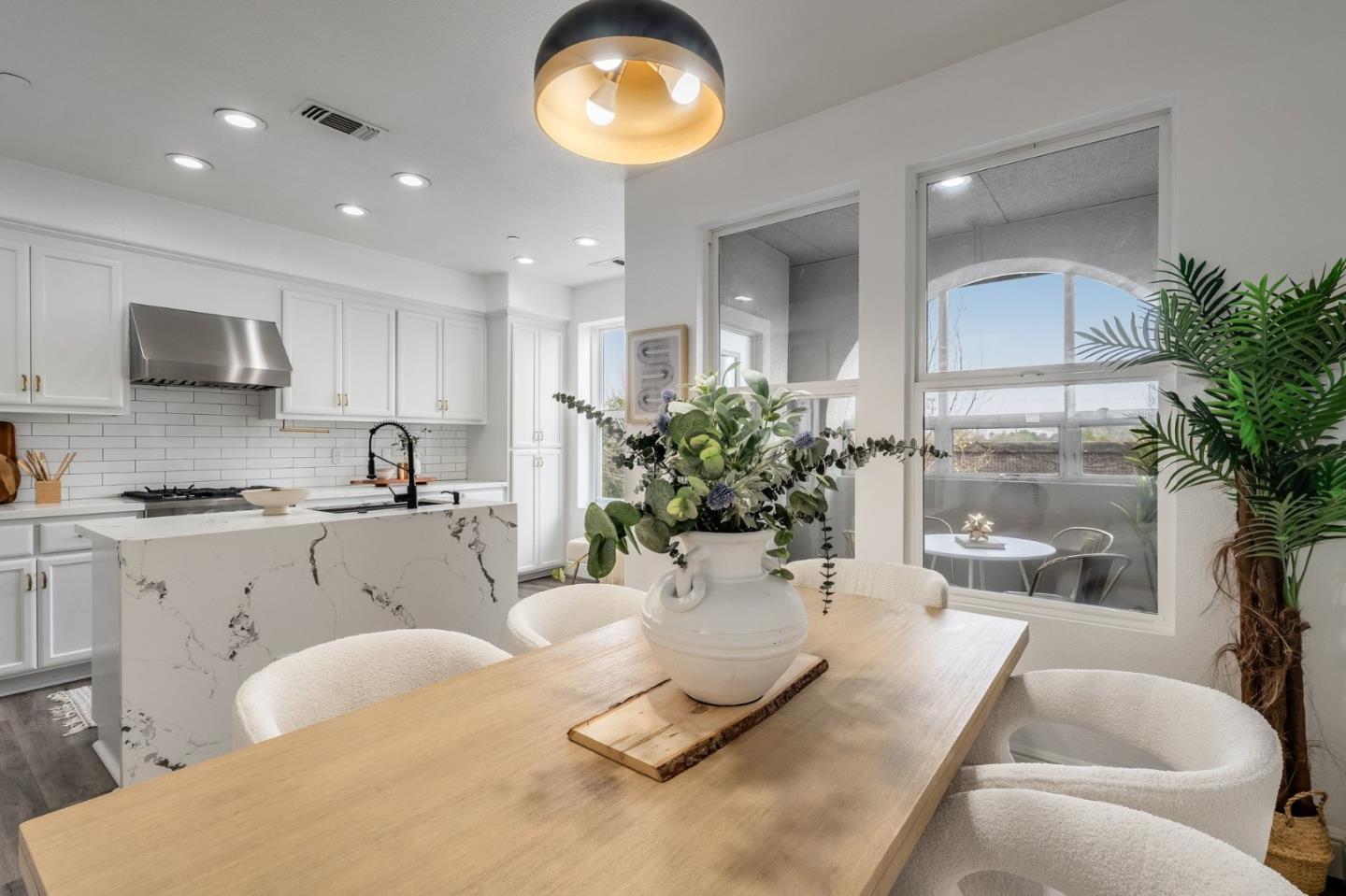 1211 Wayne Way, San Mateo