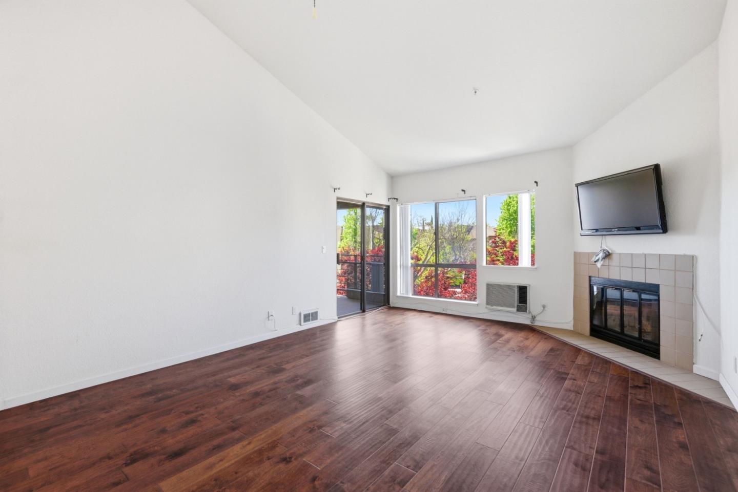 39224 Guardino Drive #314, Fremont