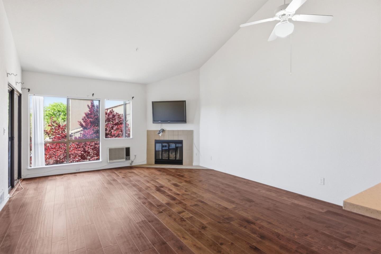 39224 Guardino Drive #314, Fremont