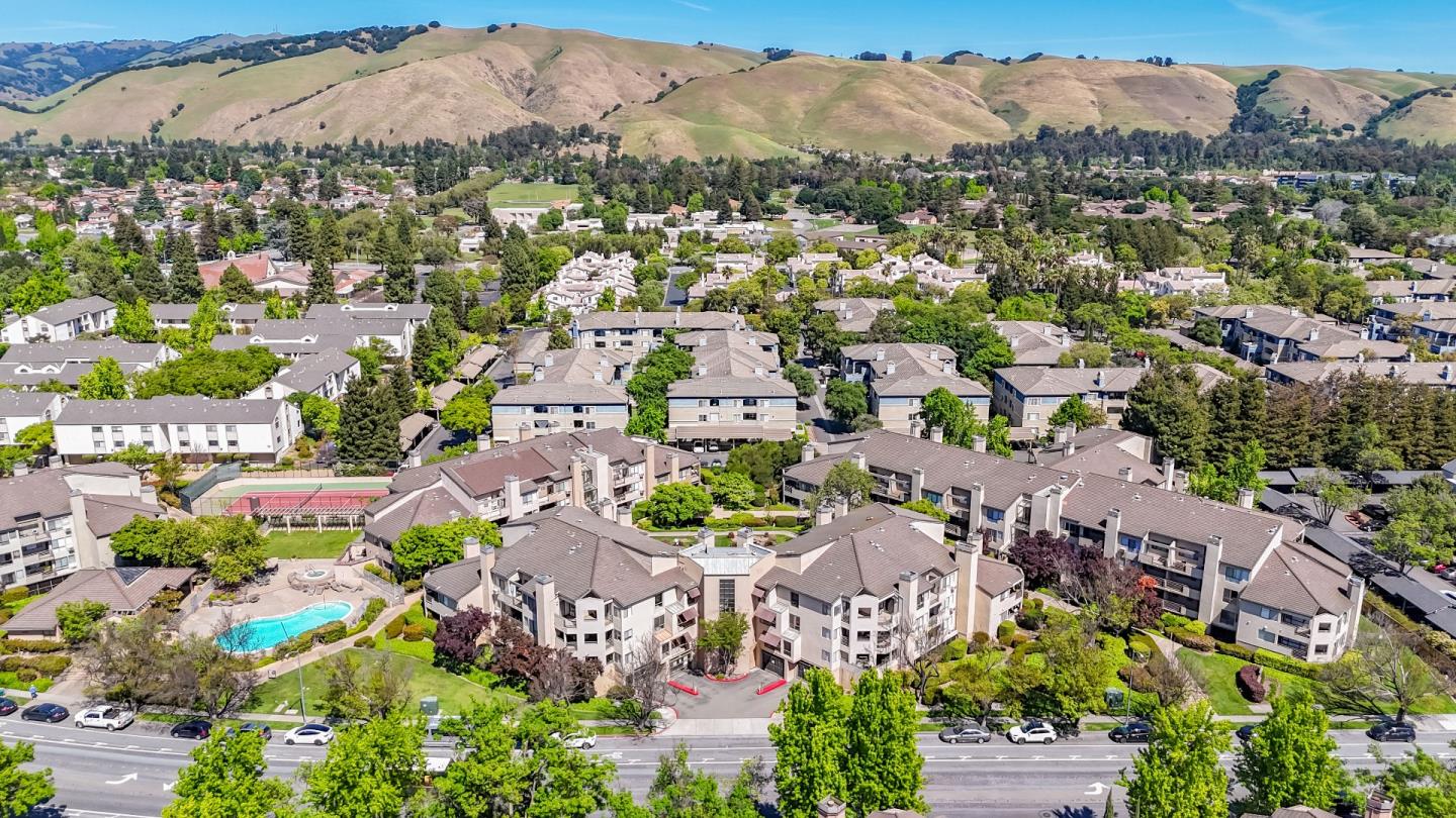 39224 Guardino Drive #314, Fremont