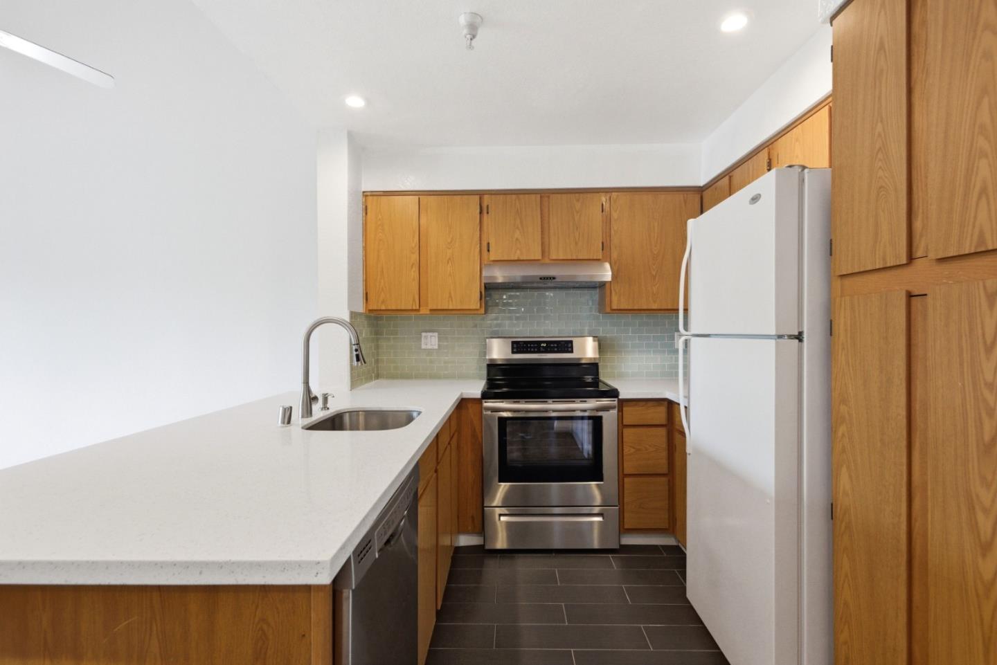 39224 Guardino Drive #314, Fremont