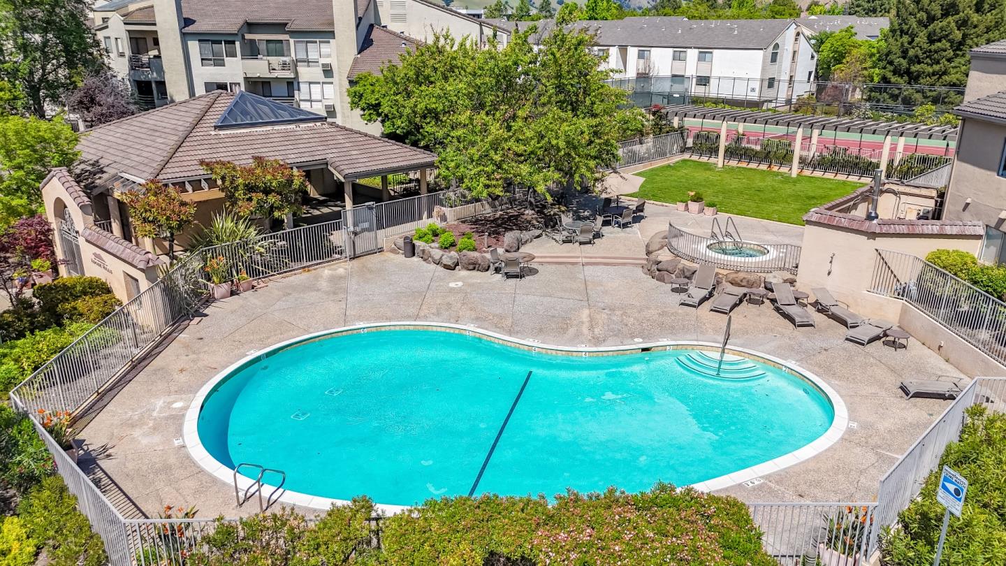 39224 Guardino Drive #314, Fremont