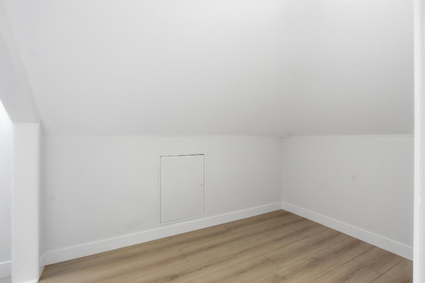 769 Bryn Mawr Court, Mountain View
