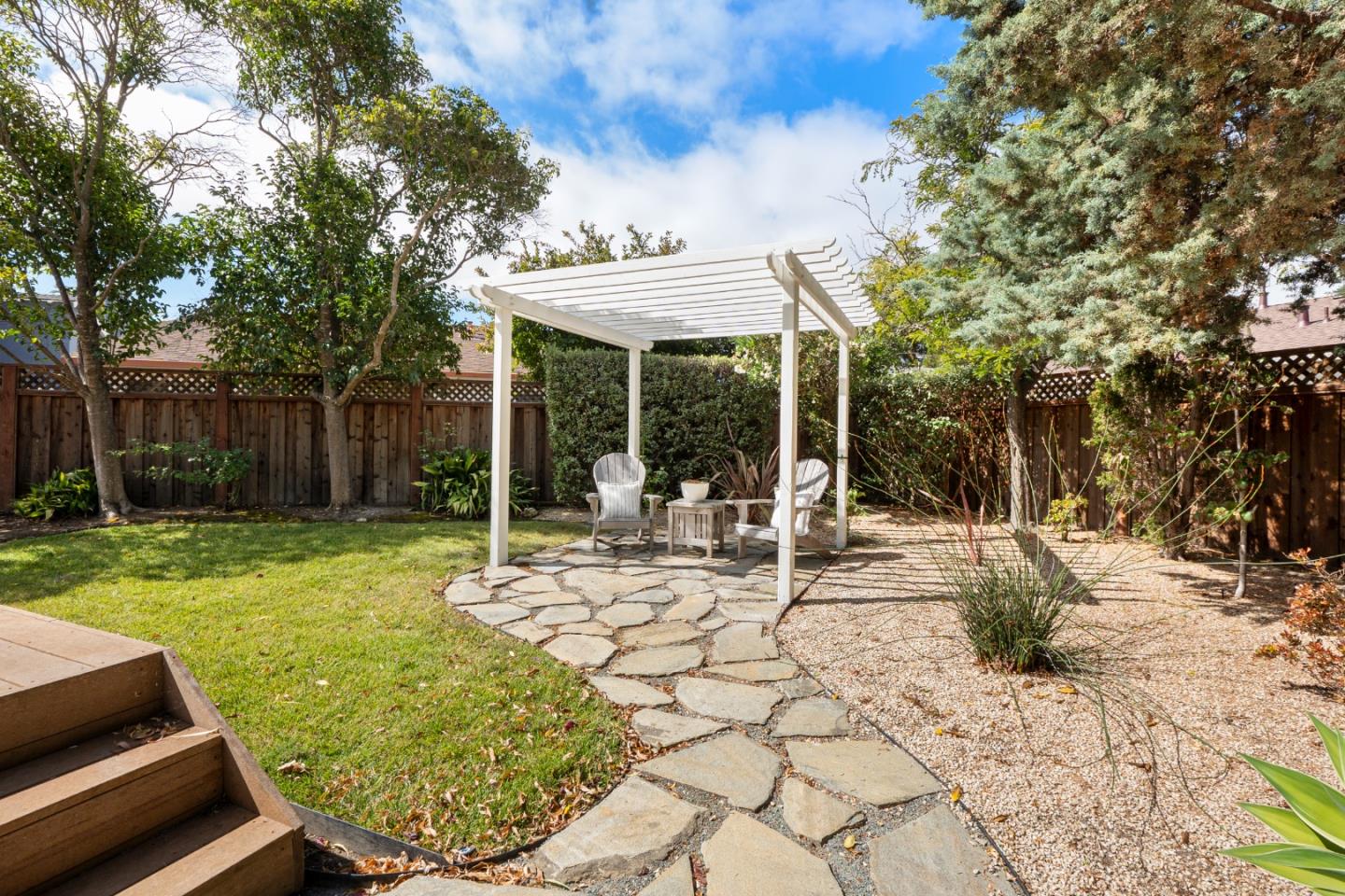 300 Tampa Court, Foster City