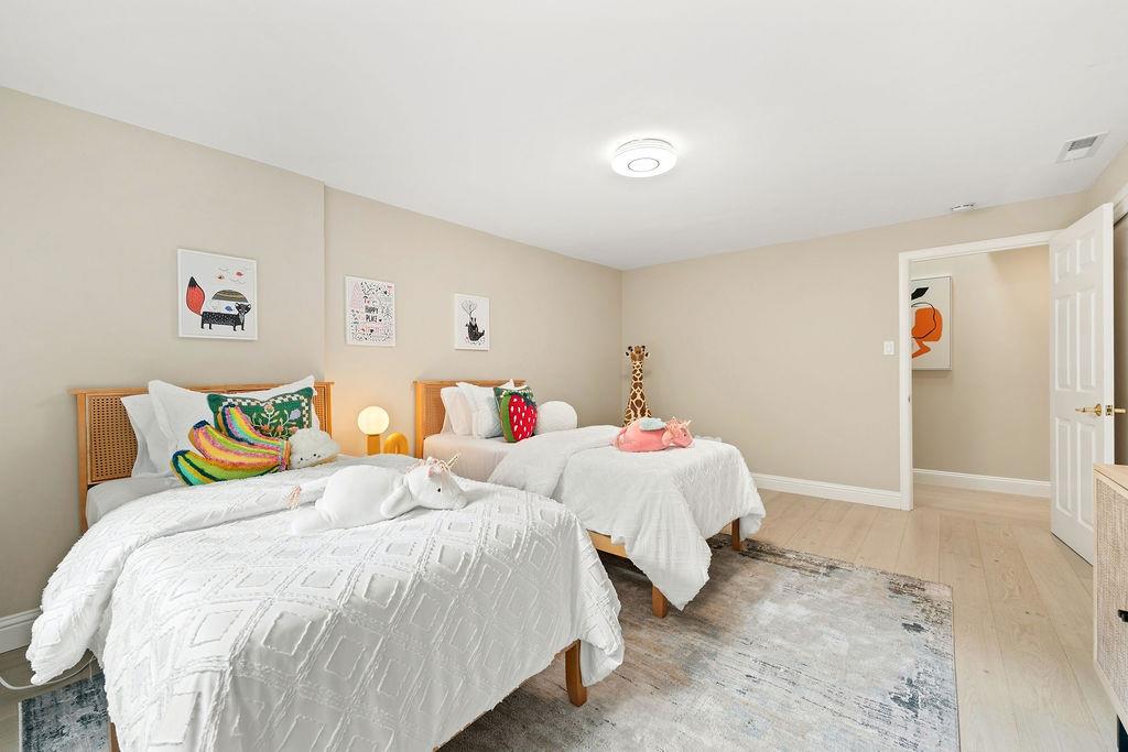 1239 Talbryn Drive, Belmont