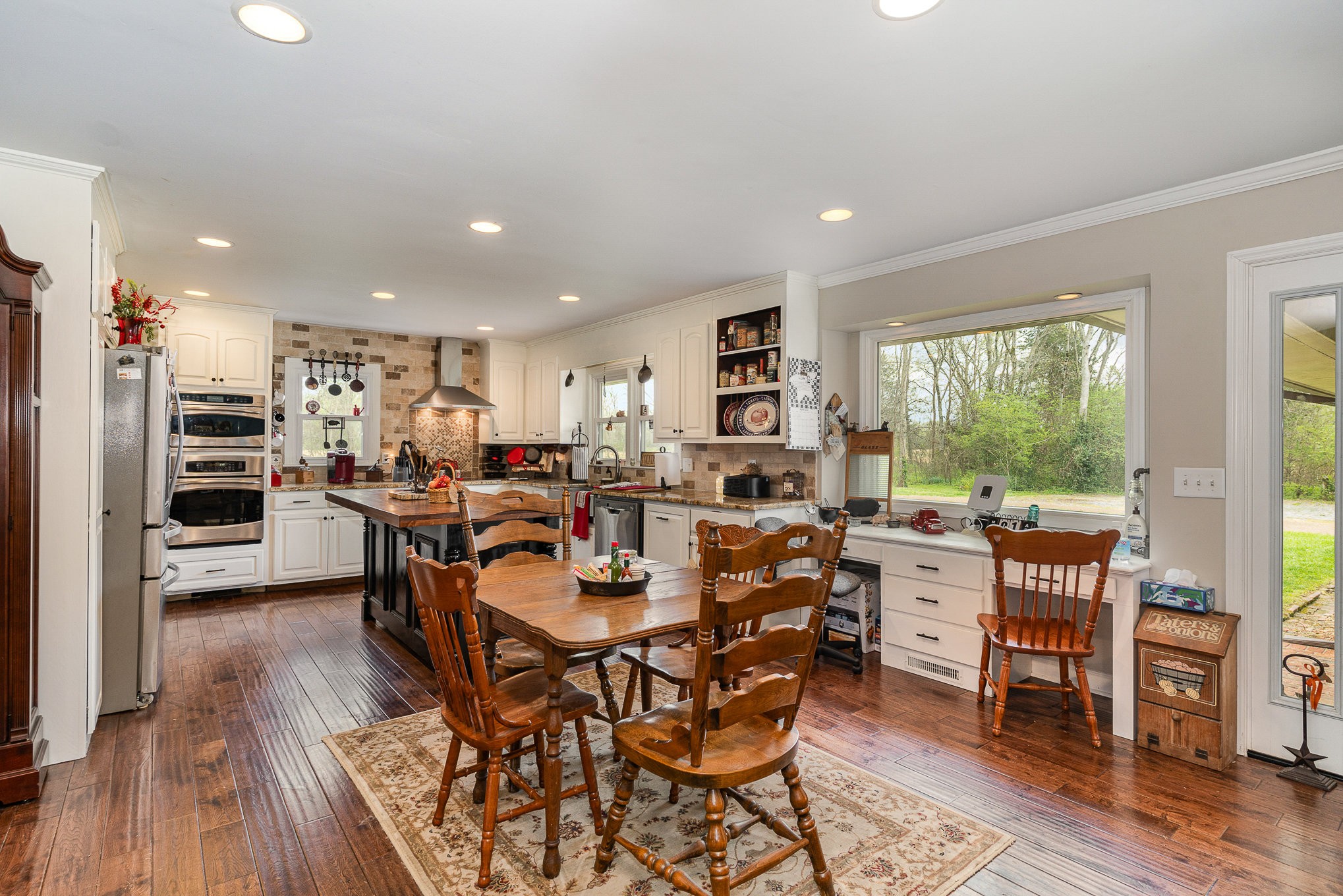 3105 Dilton Mankin Rd