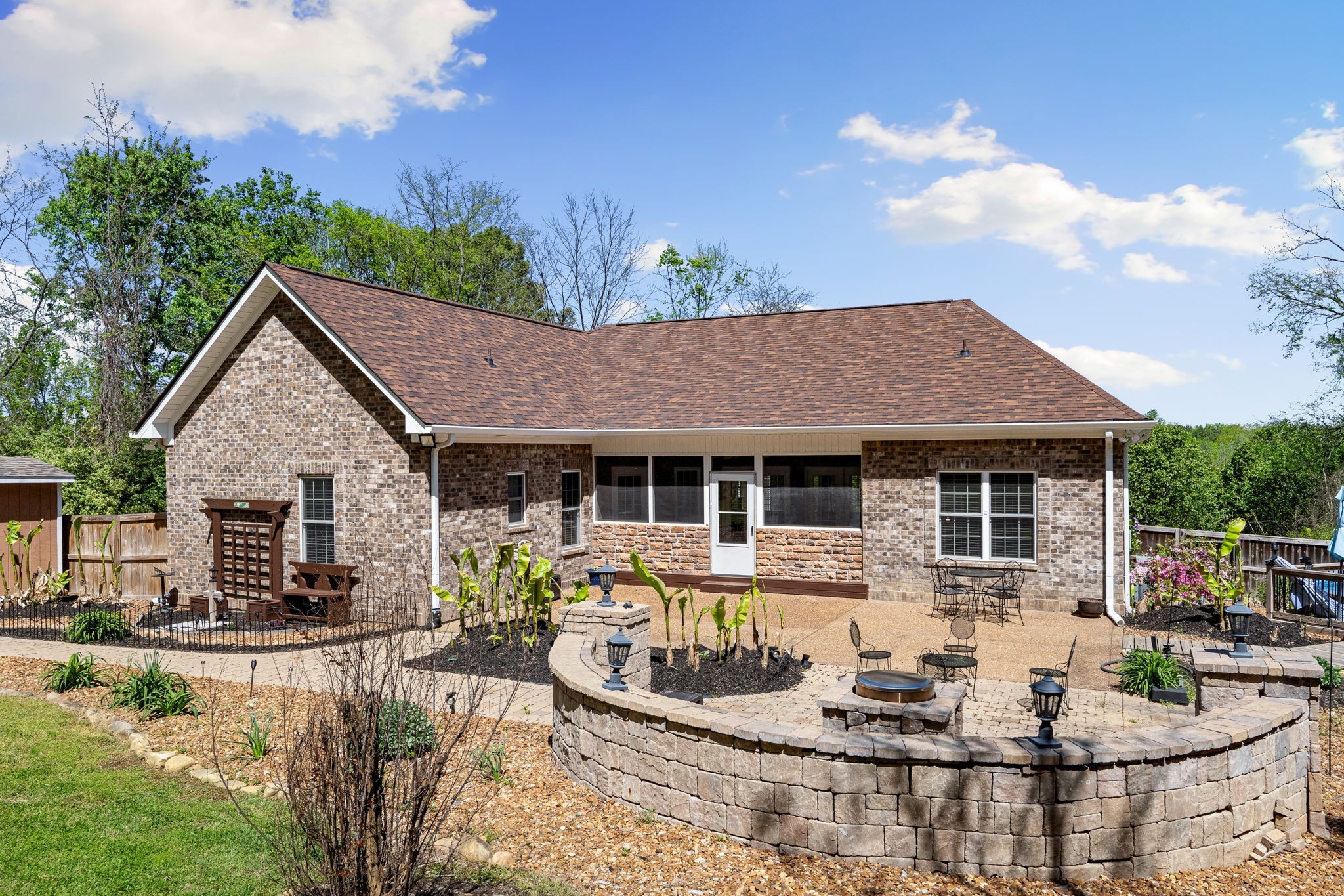 203 Tom Robinson Rd