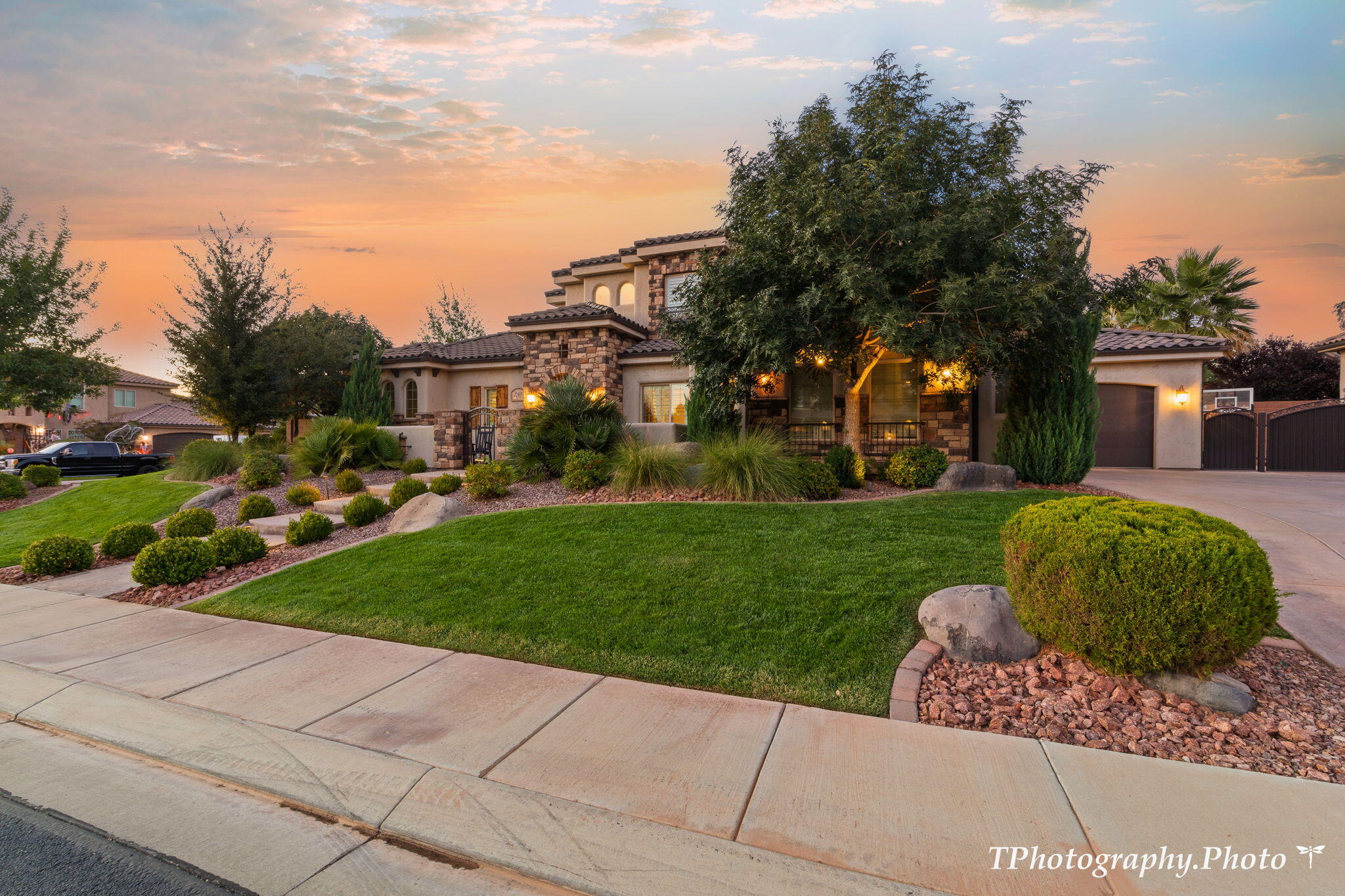 2451 E Lagrasse CIR